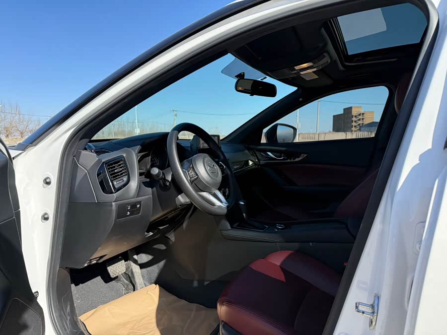 马自达 马自达CX-4 2023 汽车图片 #15