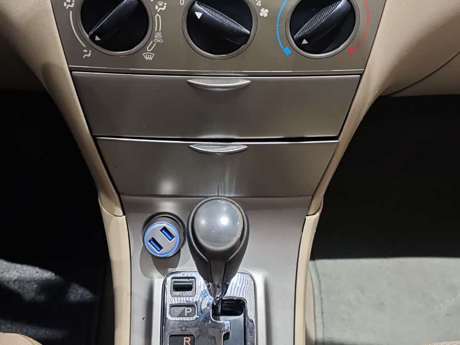 Toyota Corolla (Classic) 2013 car image #15