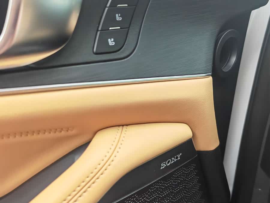 Changan UNI-K 2021 immagine di auto #15