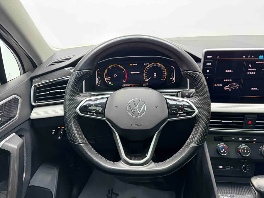 Volkswagen Tiguan L 2023 #15 Volkswagen Tiguan L 2023 immagine di auto #15