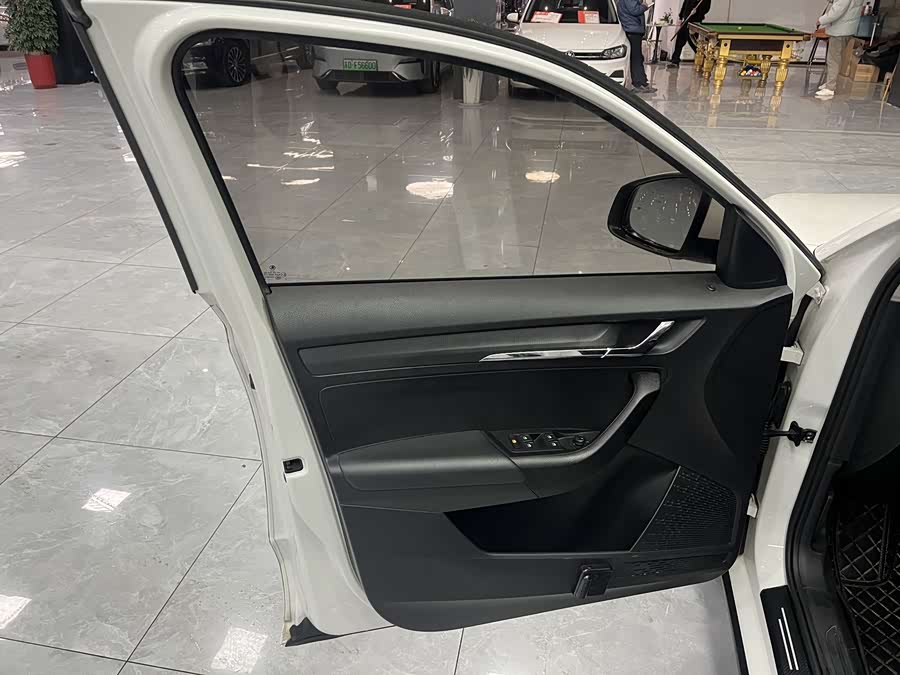 Skoda Kamiq 2020 car image #15