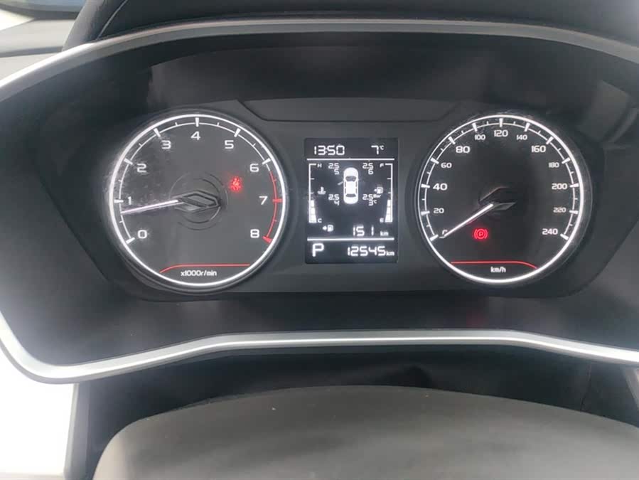 GEELY Coolray 2025 car image #15
