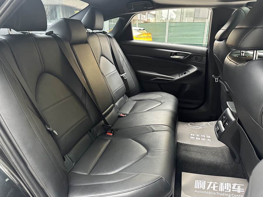 Toyota Avalon 2022 car image #15