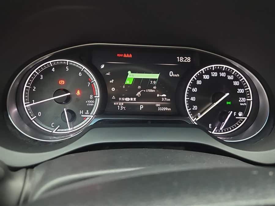 Toyota Harrier 2022 immagine di auto #15