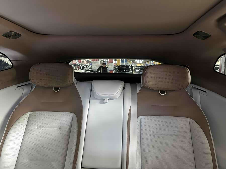 Avatr 07 2024 car image #15