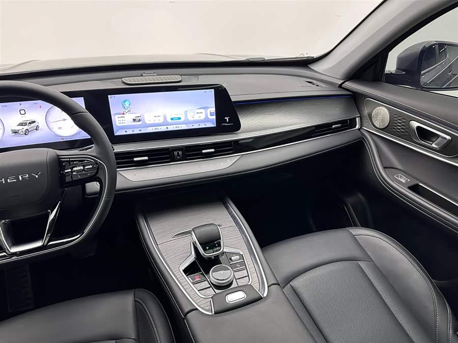 Chery Tiggo 8 PRO 2023 immagine di auto #15