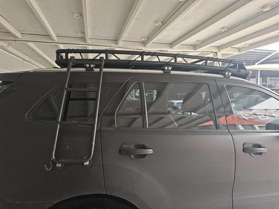 Ford Everest 2017 صورة سيارة #15