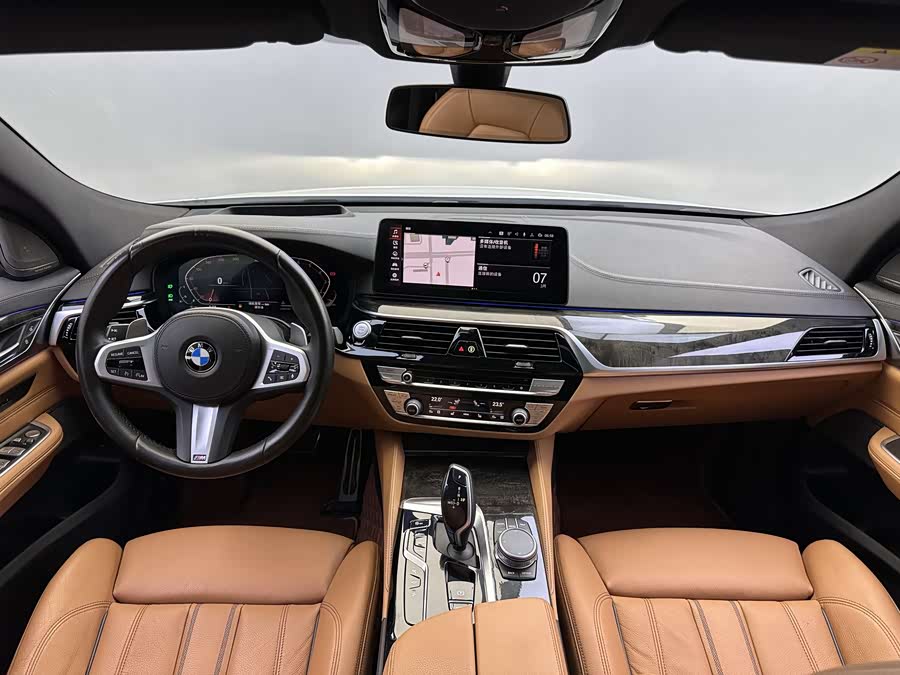 BMW 6 Series GT 2022 immagine di auto #15