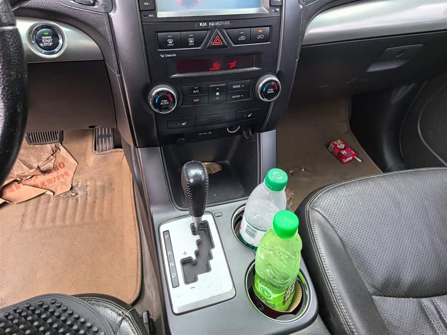 Kia Sorento 2010 immagine di auto #15