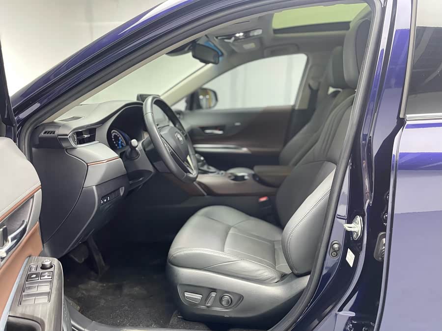 Toyota Harrier 2023 car image #15