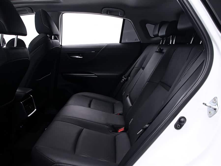 Toyota Venza 2023 car image #15