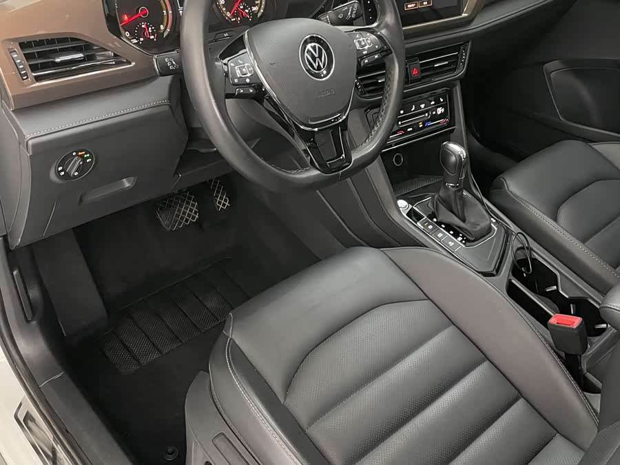 Volkswagen Tharu 2021 #15 Volkswagen Tharu 2021 car image #15