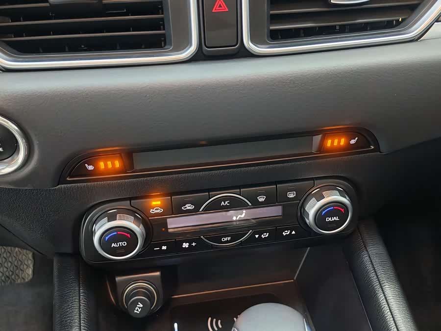 Mazda CX-5 2021 изображение автомобиля #15