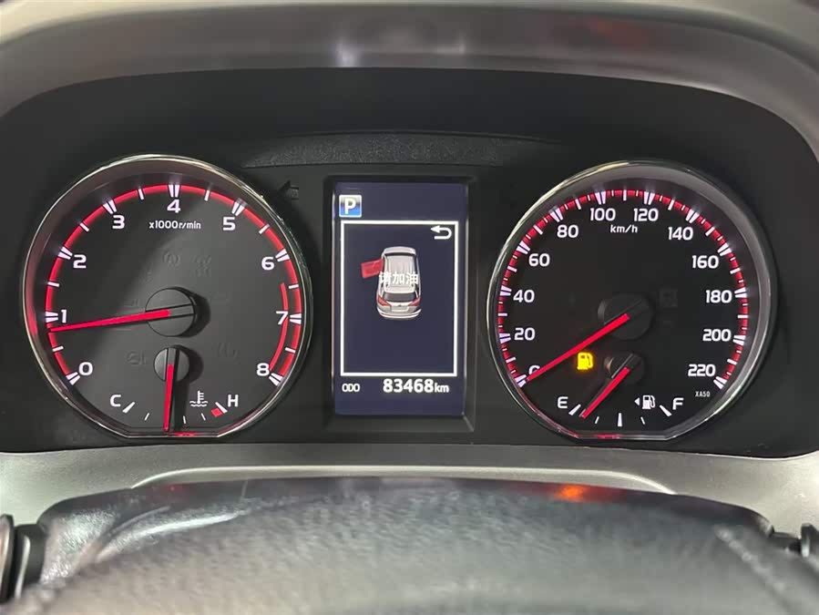 Toyota RAV4 2019 car image #15