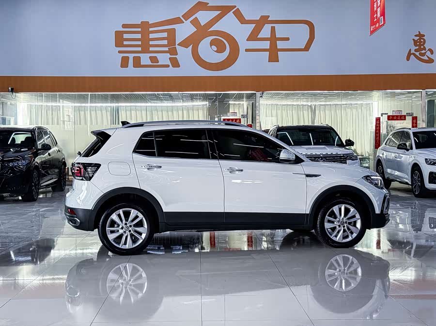 Volkswagen T-Cross 2024 car image #15