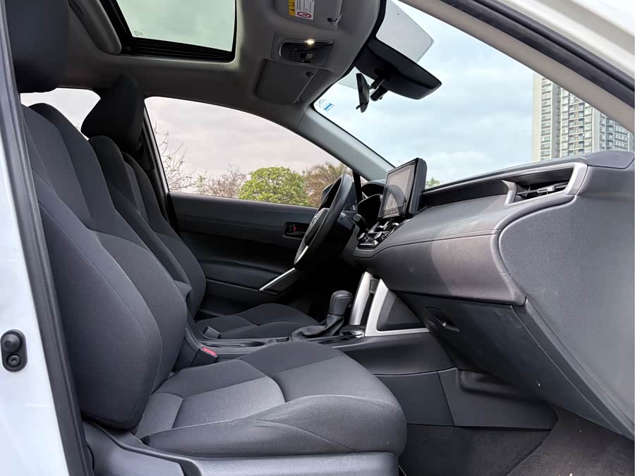 Toyota Frontlander 2022 car image #15