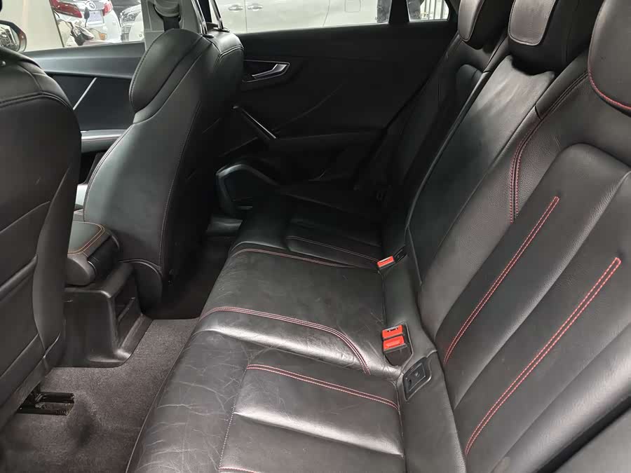 Audi Q2L 2022 imagen de coche #15