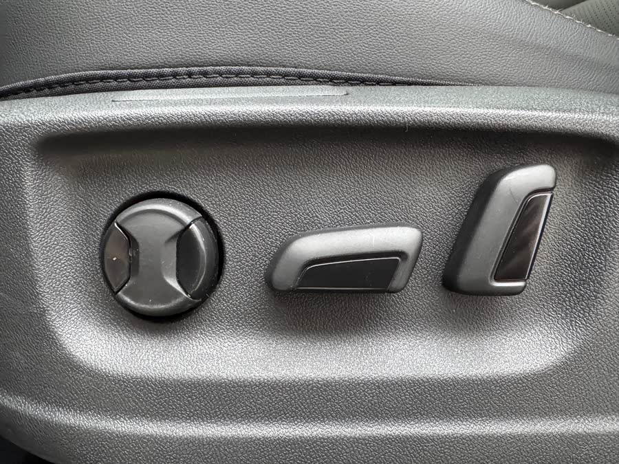 Volkswagen Tharu 2022 car image #15