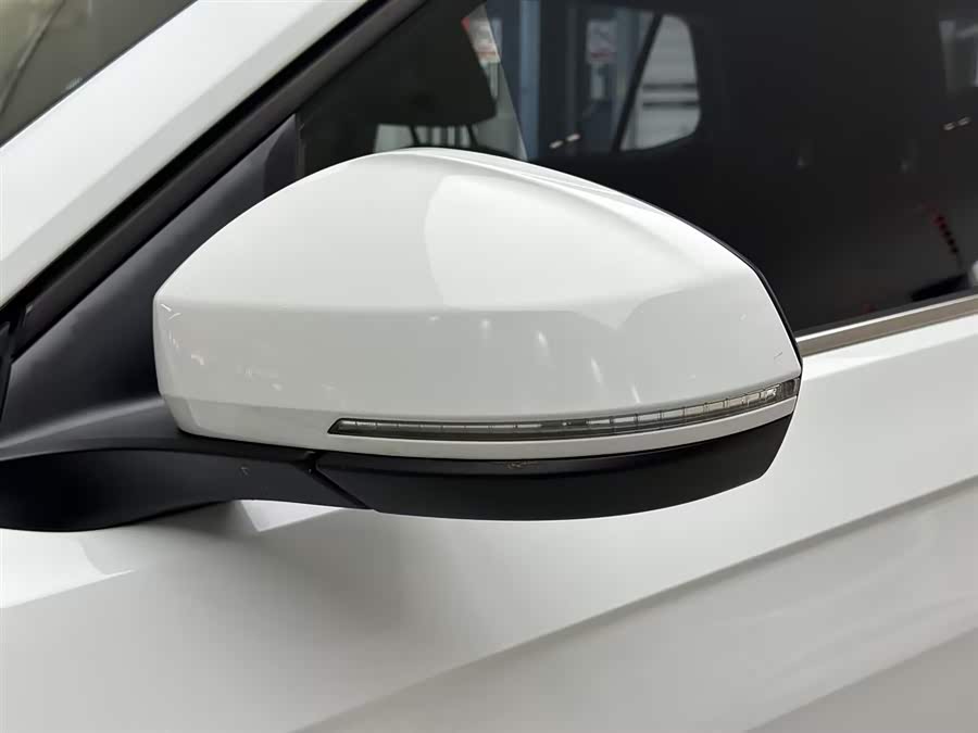 Volkswagen Tacqua 2024 car image #15