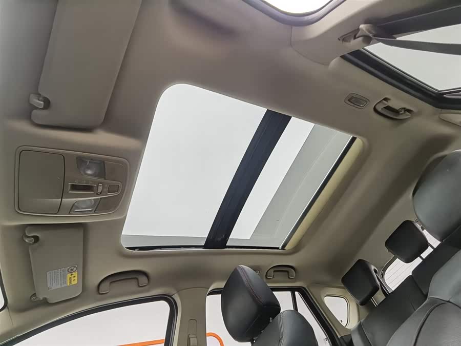 Suzuki S-Cross 2015 صورة سيارة #15