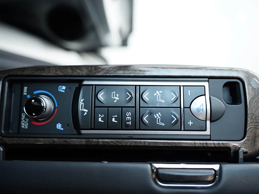 Toyota Vellfire 2020 car image #15