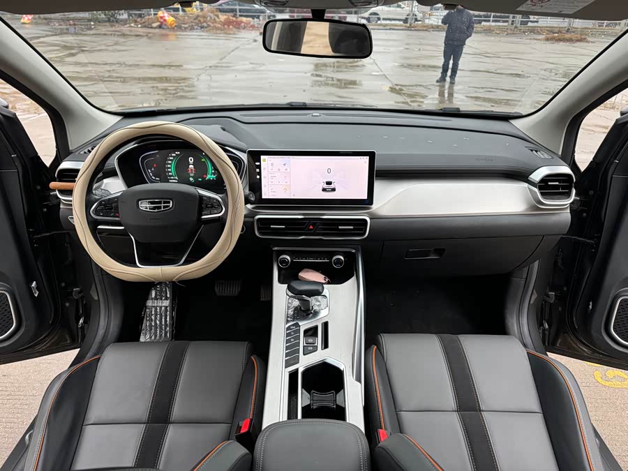GEELY Coolray 2024 #15 GEELY Coolray 2024 car image #15