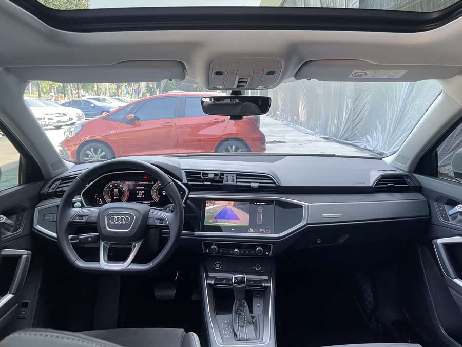 Audi Q3 2023 #15 Audi Q3 2023 car image #15