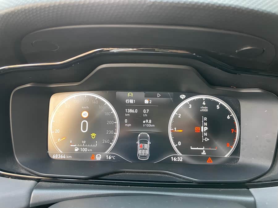 Lynk & Co 02 2019 #15 Lynk & Co 02 2019 car image #15