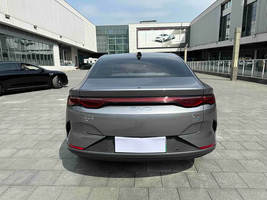 BYD Qin L 2025 car image #15