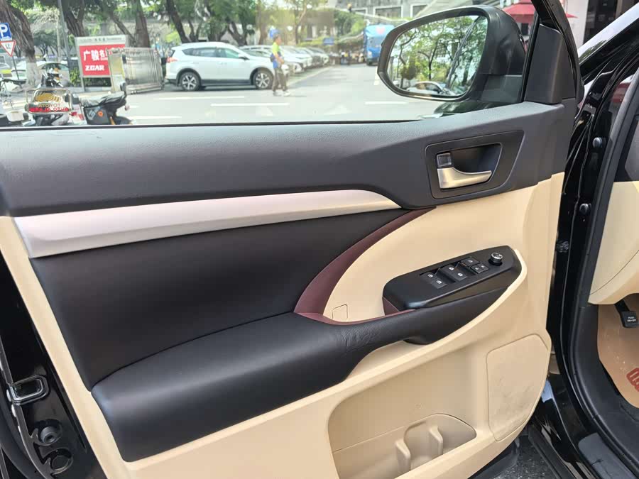 丰田 汉兰达 2015 汽车图片 #15