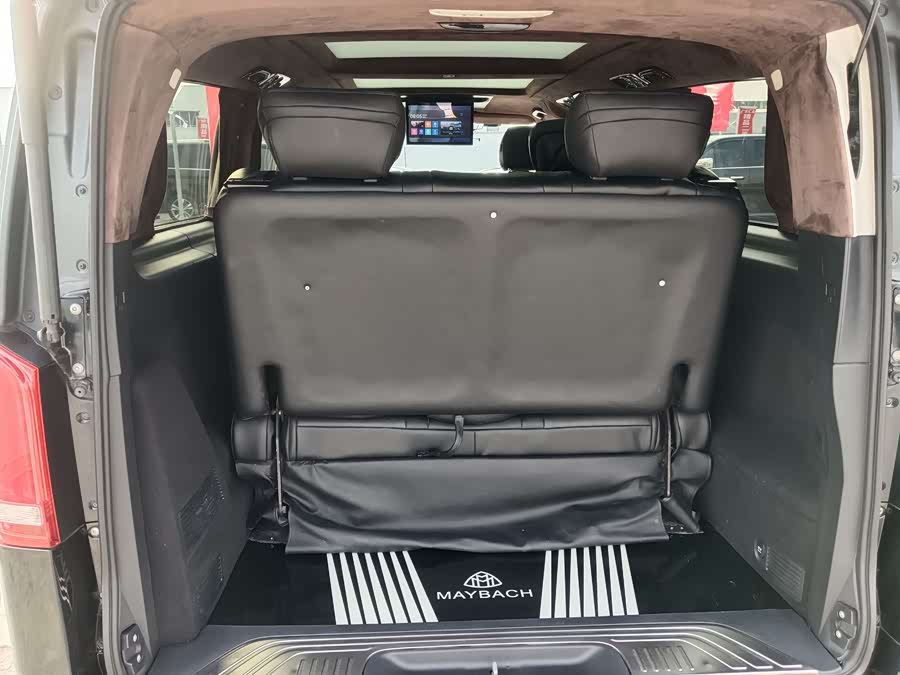 Mercedes-Benz V Class 2018 car image #15