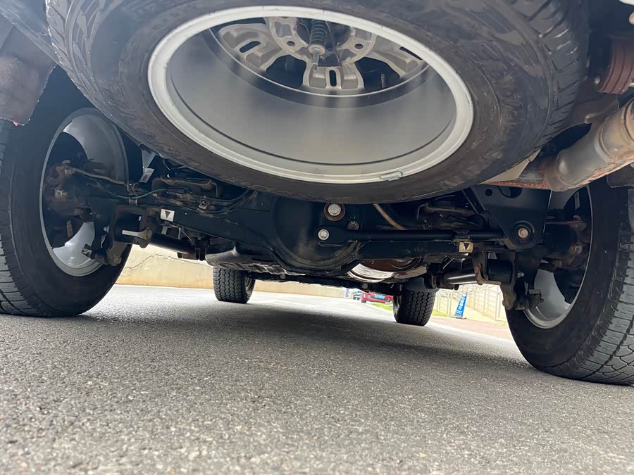 Ford Everest 2017 صورة سيارة #15