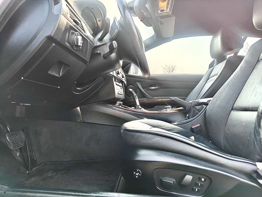 BMW 3 Series (Imported) 2011 صورة سيارة #15