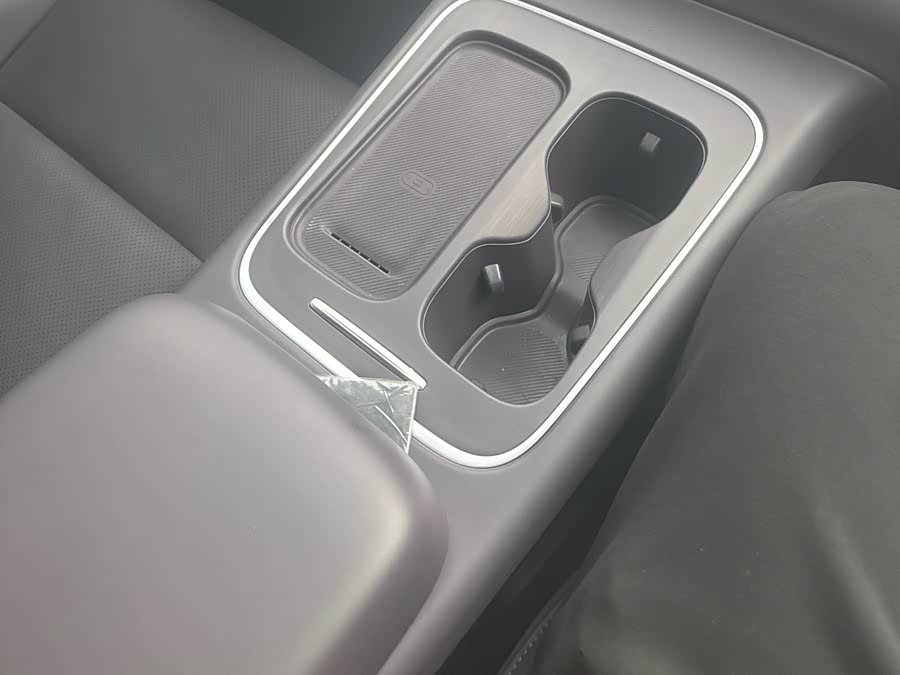 零跑汽车 零跑C10 2025 汽车图片 #15