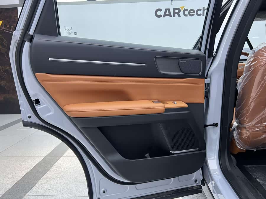 Jetour X70L 2025 image de voiture #15
