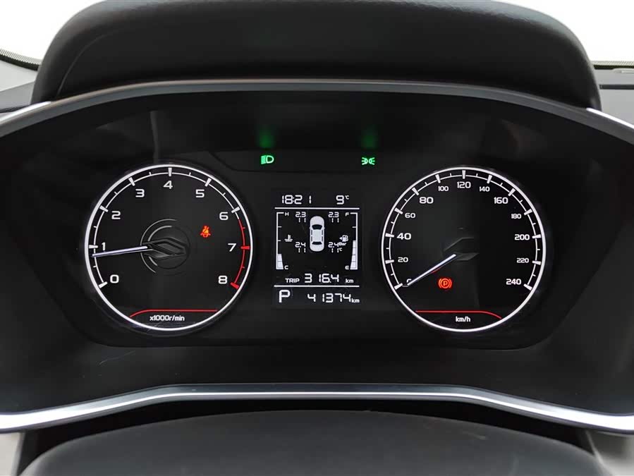 GEELY Coolray 2024 car image #15