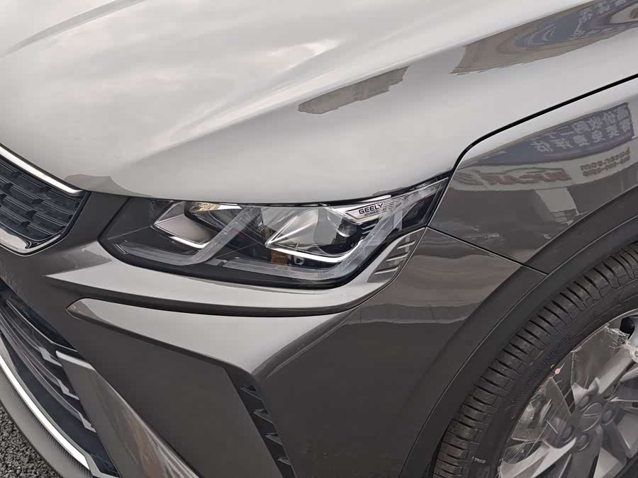 GEELY Coolray 2026 car image #15