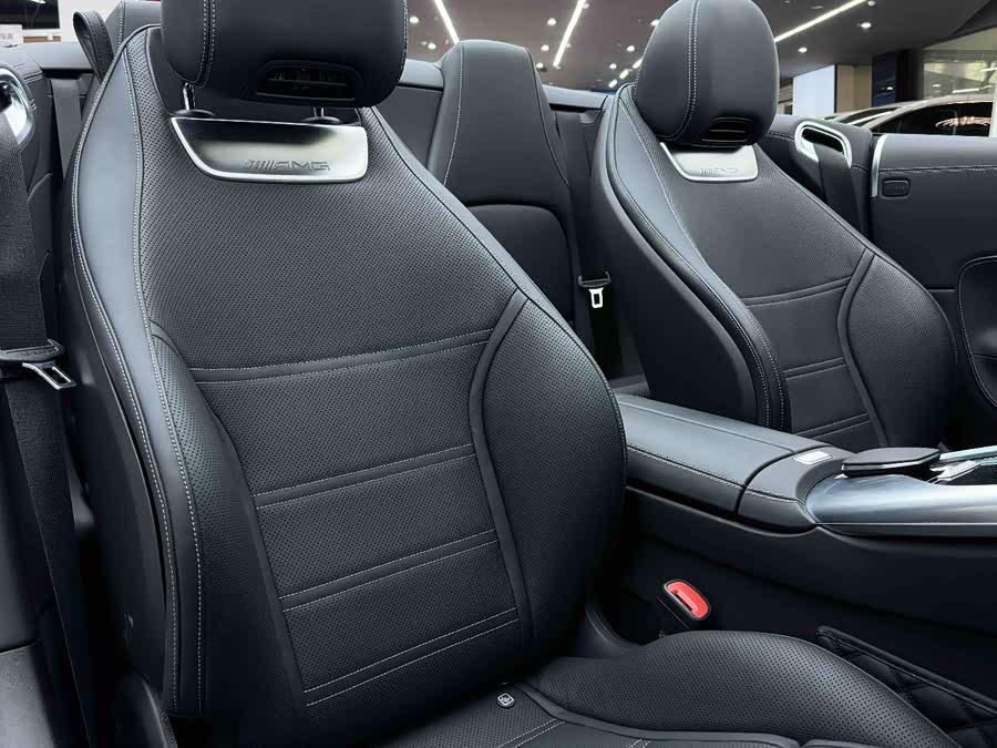 Mercedes-Benz 2025 car image #15