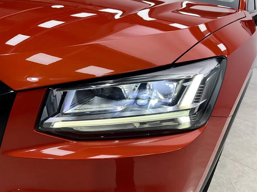 Audi Q2L 2021 car image #15