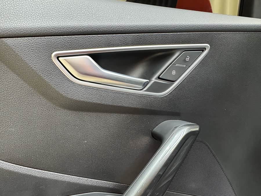 Audi Q2L 2020 صورة سيارة #15