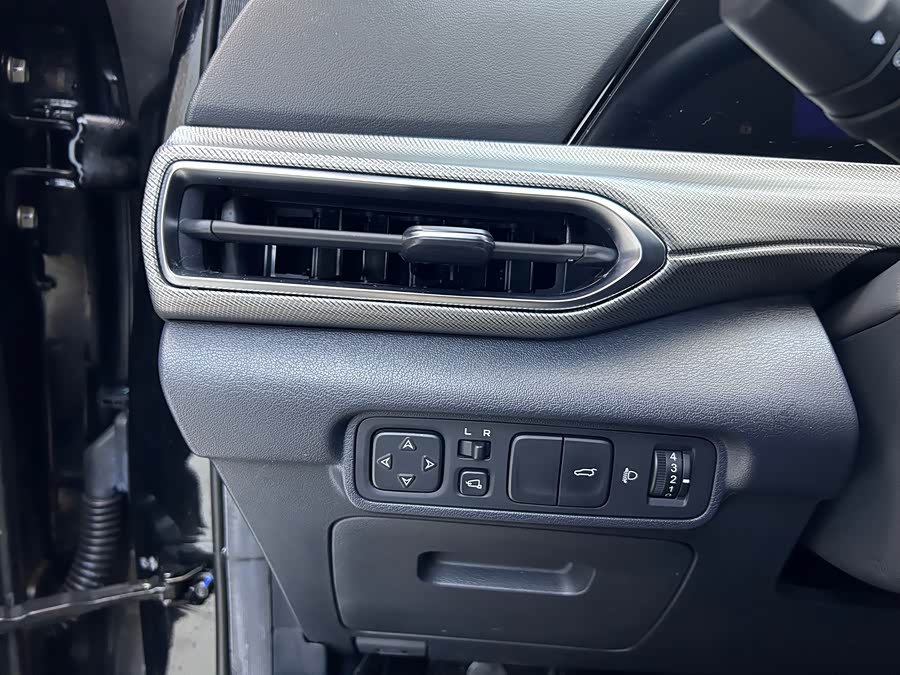 Changan UNI-T 2020 car image #15