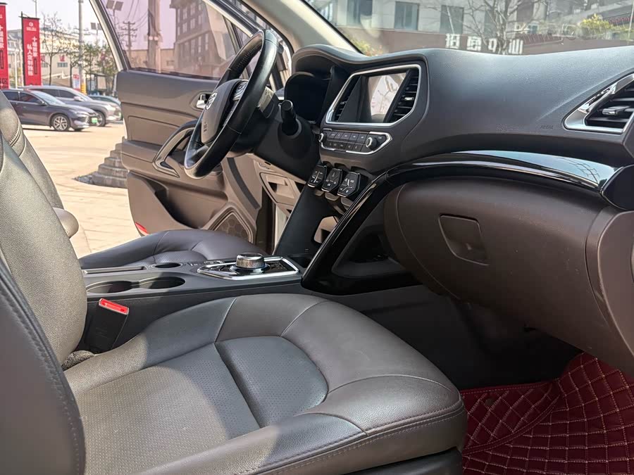 GAC Qizhi PHEV 2018 صورة سيارة #15