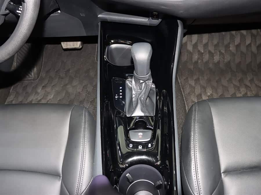 Toyota Izoa 2020 car image #15