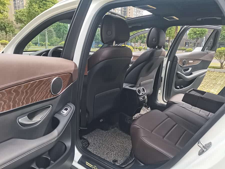 Mercedes-Benz GLC Class 2022 car image #15