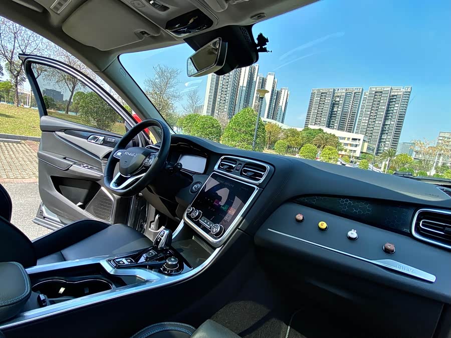 Lynk & Co 01 EM-P 2019 car image #15