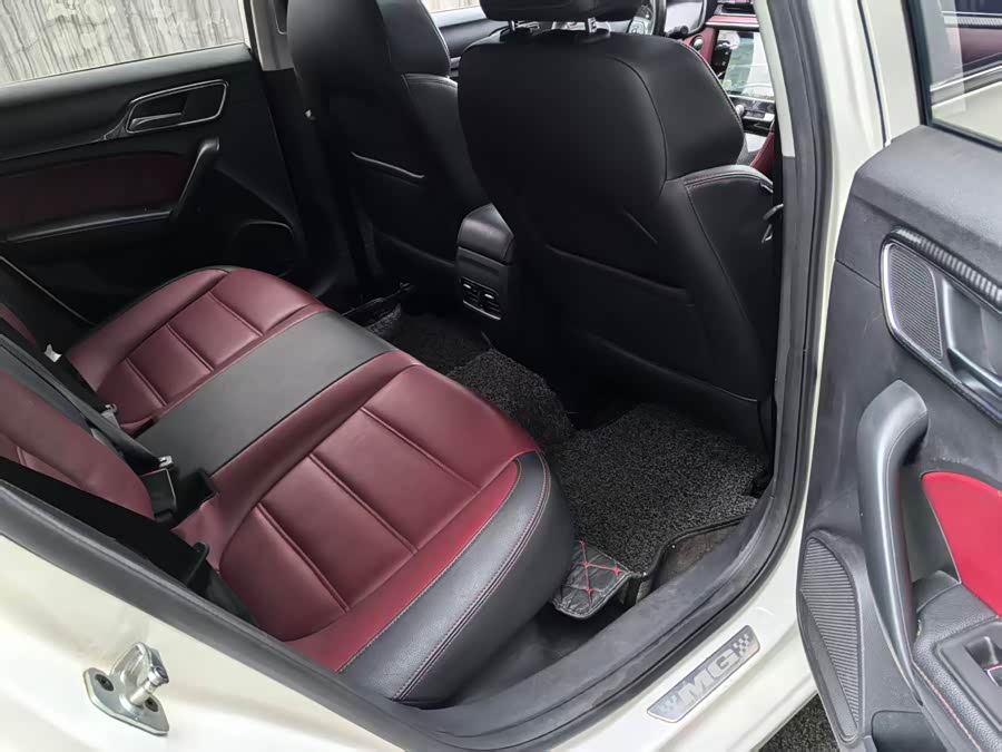 MG 6 2018 صورة سيارة #15