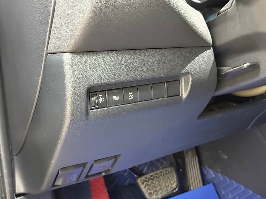 Toyota Venza 2022 car image #15