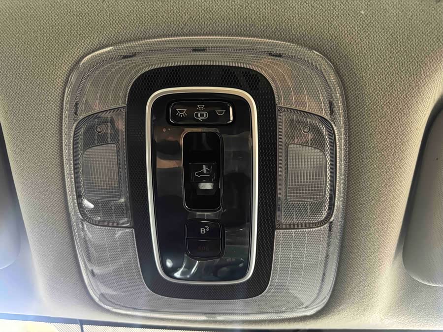 Hyundai Elantra 2022 immagine di auto #15