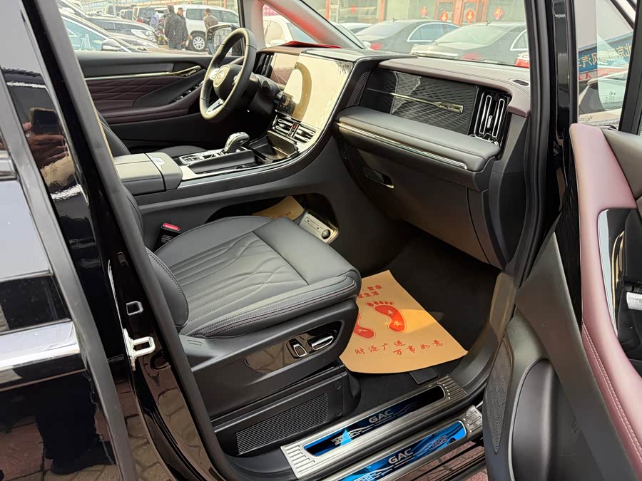 广汽传祺 传祺M8 2025 汽车图片 #15