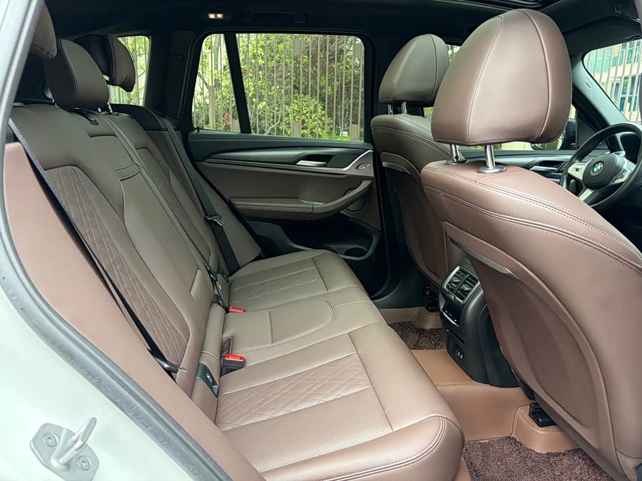 BMW X3 2023 immagine di auto #15